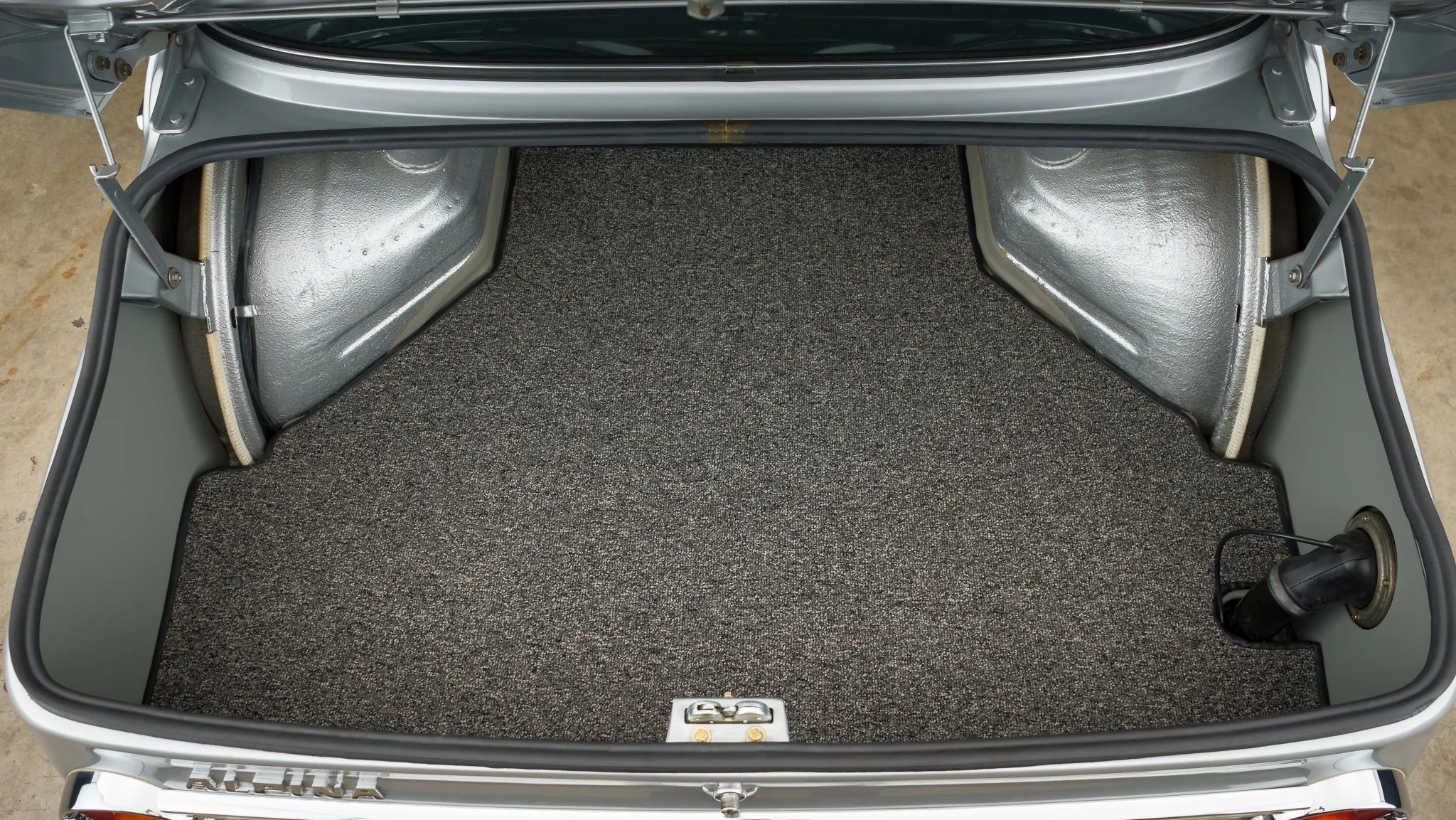 Custom carpet trunk mat for the BMW 2002 from Newark Auto
